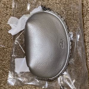 Ugg coin purse- new in package